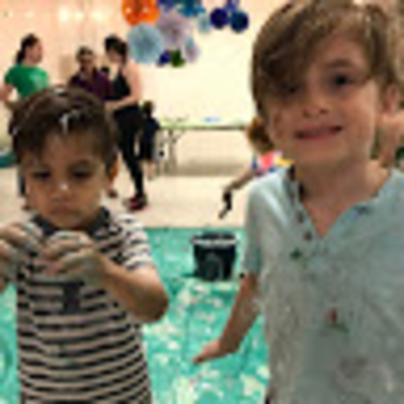 Meet your Posher, Cecilia - Picture 1 of 1